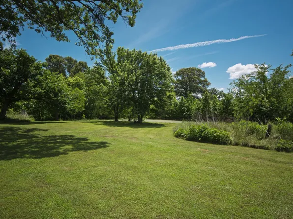 346 NE County Road 2080 #A, Mount Vernon, TX 75457