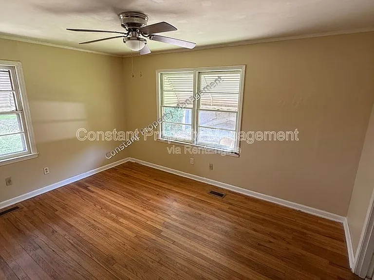 3069 Somerset Dr — Photo 16