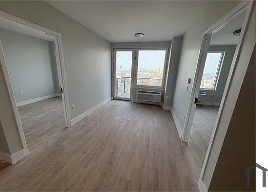 2 bed, $2,900 — Photo 4