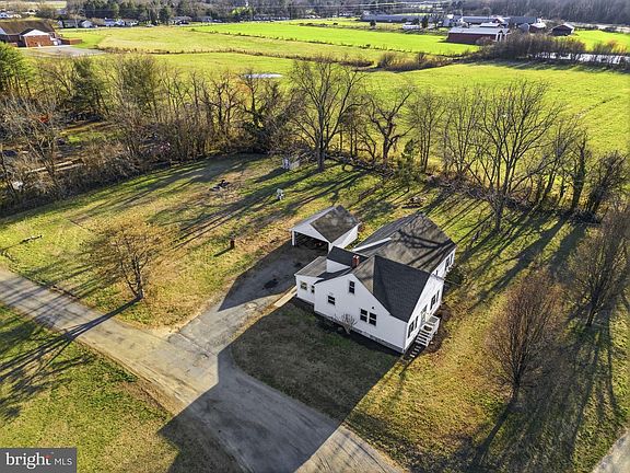 2nd image of 213 Groff Rd