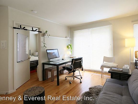 2nd image of 140 Landers St APT 2