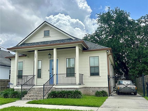 2nd image of 1807 Center St
