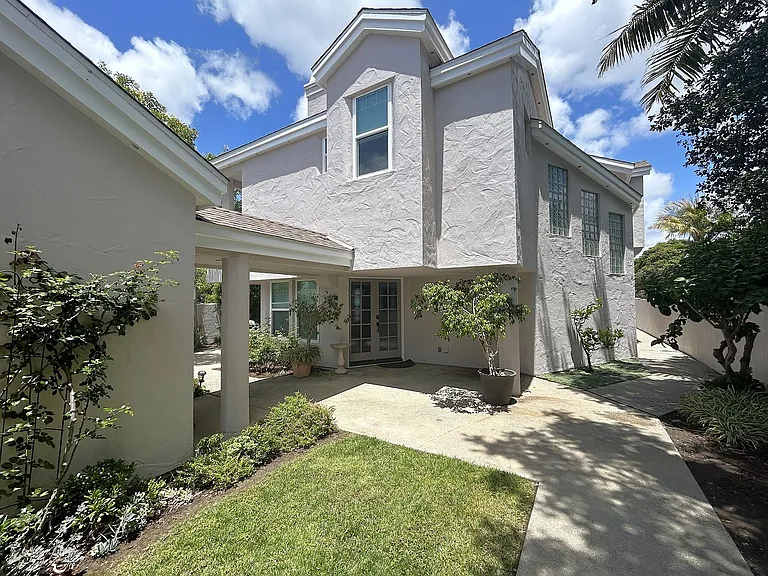 1938 Westminster Ave — Photo 44