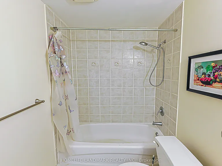 38 Romance Dr — Photo 32
