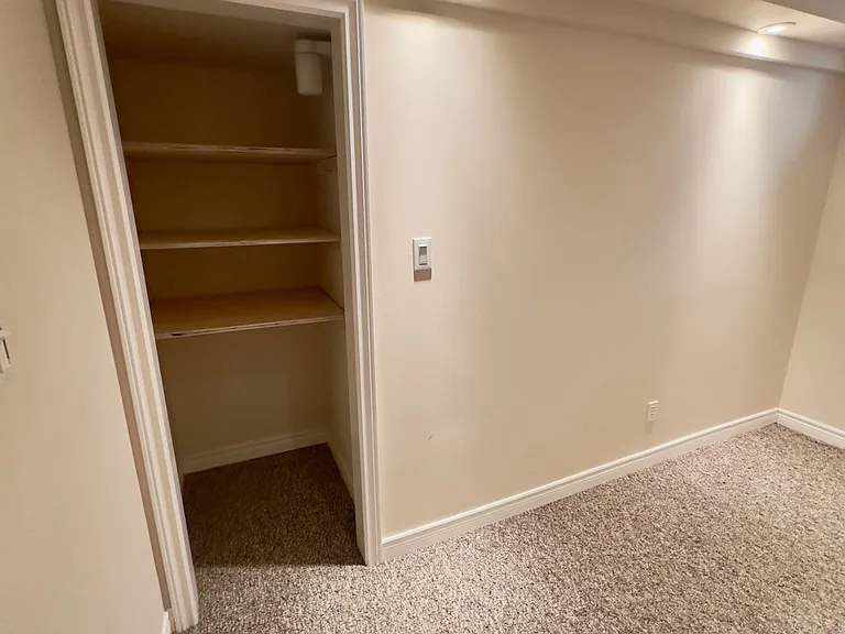 908 Copper Leaf Cres — Photo 41