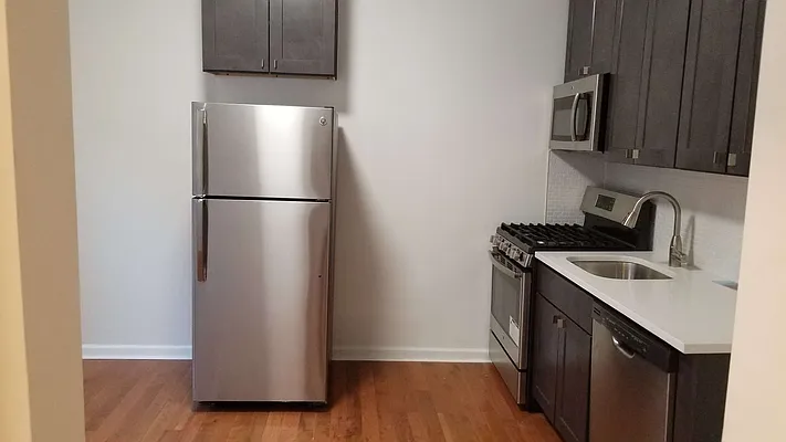 Rented by Realty Queens LLC | media 4