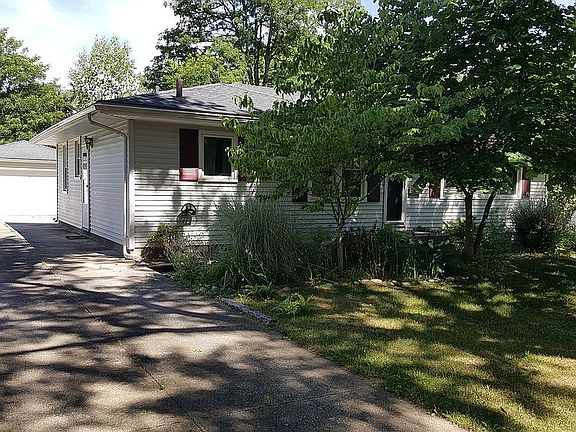 2nd image of 1074 Terrell Dr