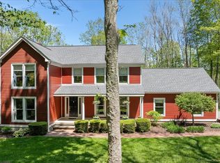 15 Brooks Ln, Ivoryton, CT 06442