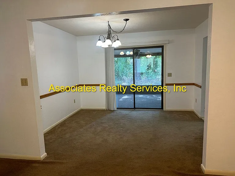 119 SW 75th Ter — Photo 5