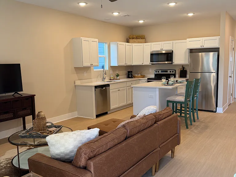 201 N Rock Rd #12 — Photo 3