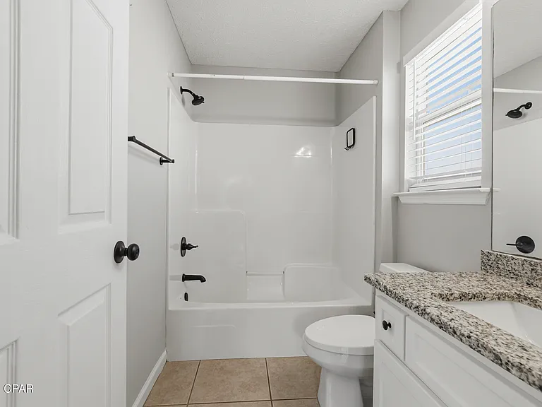 8416 N Lagoon Dr — Photo 14