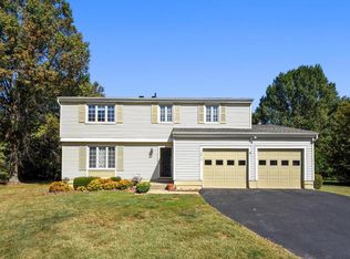 12812 Awbrey Ct, Herndon, VA 20171