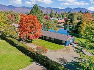 1420 Wineteer Ln, Grants Pass, OR 97527