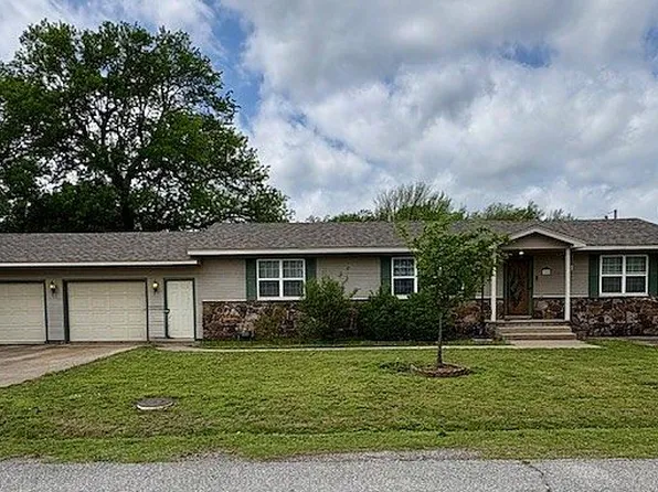 7438 SE 69th Ter, Riverton, KS 66770