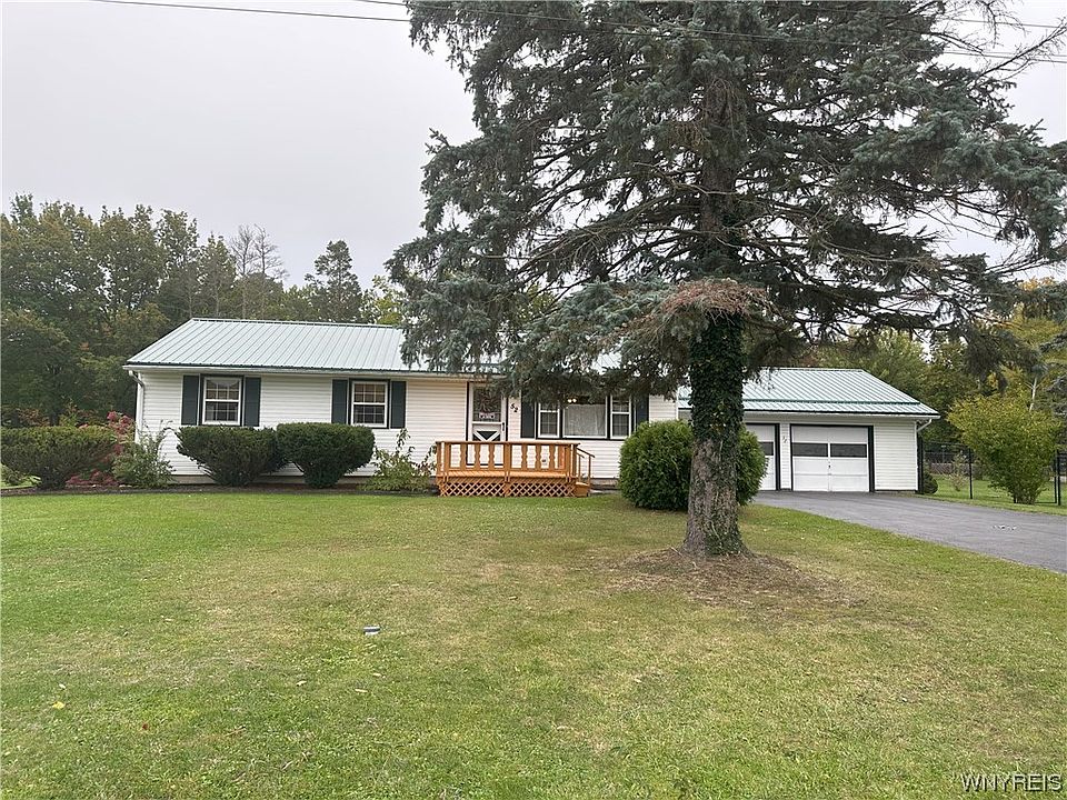 1st image of 52 Ward Ave
