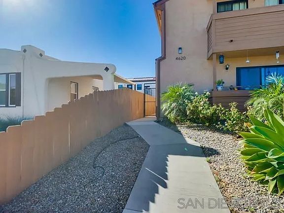 3rd image of 4620 36th St Unit 5