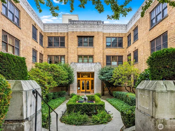 519 W Roy Street #313, Seattle, WA 98119