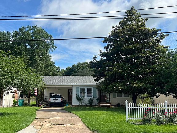 2nd image of 849 E Grolee St