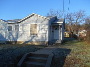 907 NW 5th Ave, Mineral Wells, TX 76067