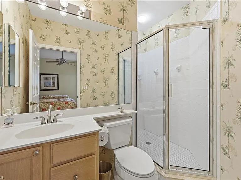 27038 Oakwood Lake Dr — Photo 20