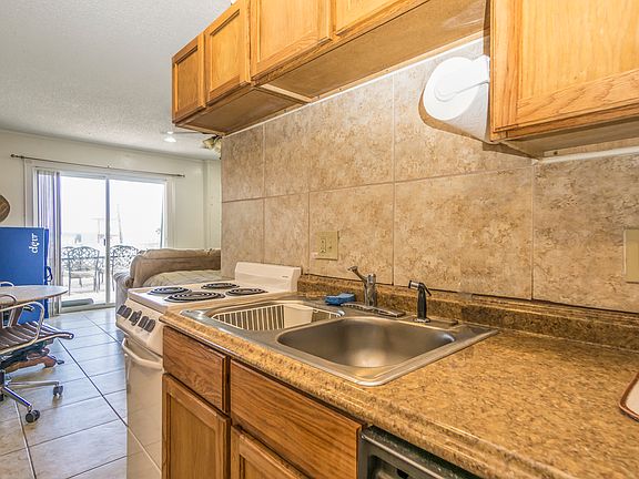 Efficiency Kitchen 1st Floor