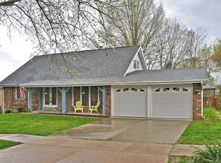5066 Suson Hills Dr, Saint Louis, MO