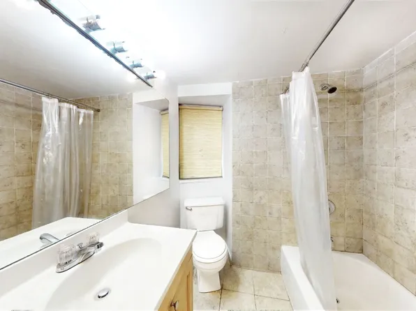 1654 Third Avenue image 5 of 9