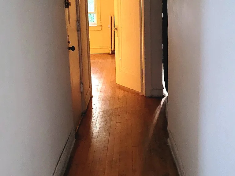 2531 N Rockwell St #2 — Photo 6