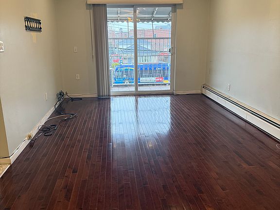 5th image of 2562 Cropsey Ave #3