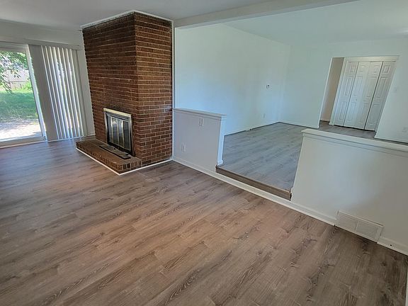 5th image of 8753 Lozen Dr