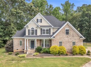 108 Muscadine Ln, Piedmont, SC 29673
