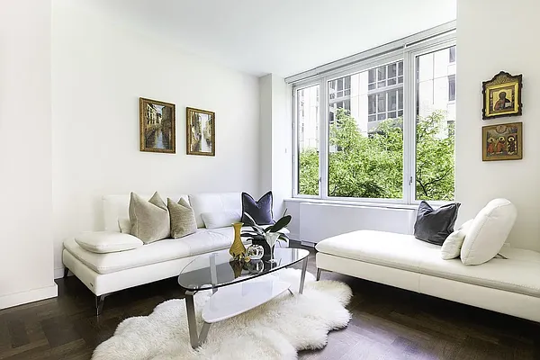 Sold by Compass | media 3