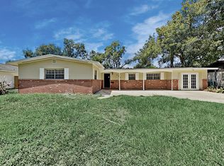 922 Alpine Dr, Brandon, FL 33510