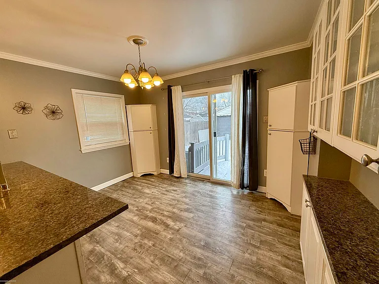 25304 Culver St — Photo 14