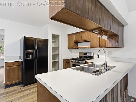 5th image of 700 Bald Eagle Lake Rd