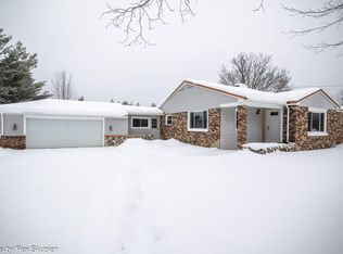 1861 E Monroe St, White Cloud, MI 49349