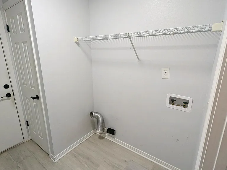 1837 Sunrise Dr — Photo 9