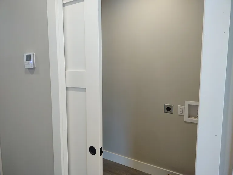302 W Crawford Ave — Photo 23