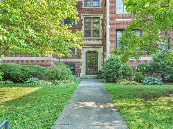 807 W Church St #2, Champaign, IL 61820