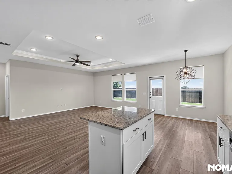1128 Timberhurst Trl — Photo 6