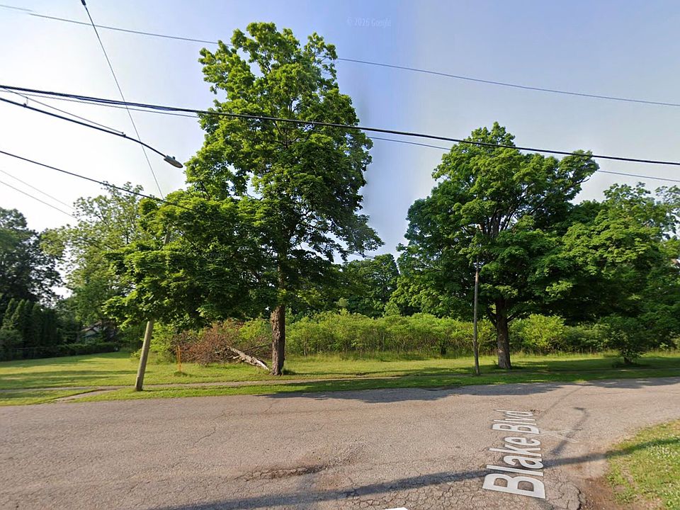 2nd image of Blake Blvd