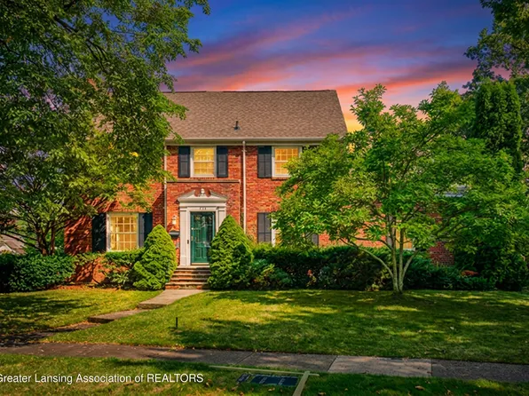 938 Wildwood Dr, East Lansing, MI 48823