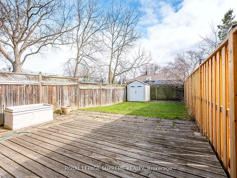 31 1/2 Thorold Rd E — Photo 36