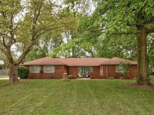 1014 Porto Bello Rd, Pendleton, IN 46064