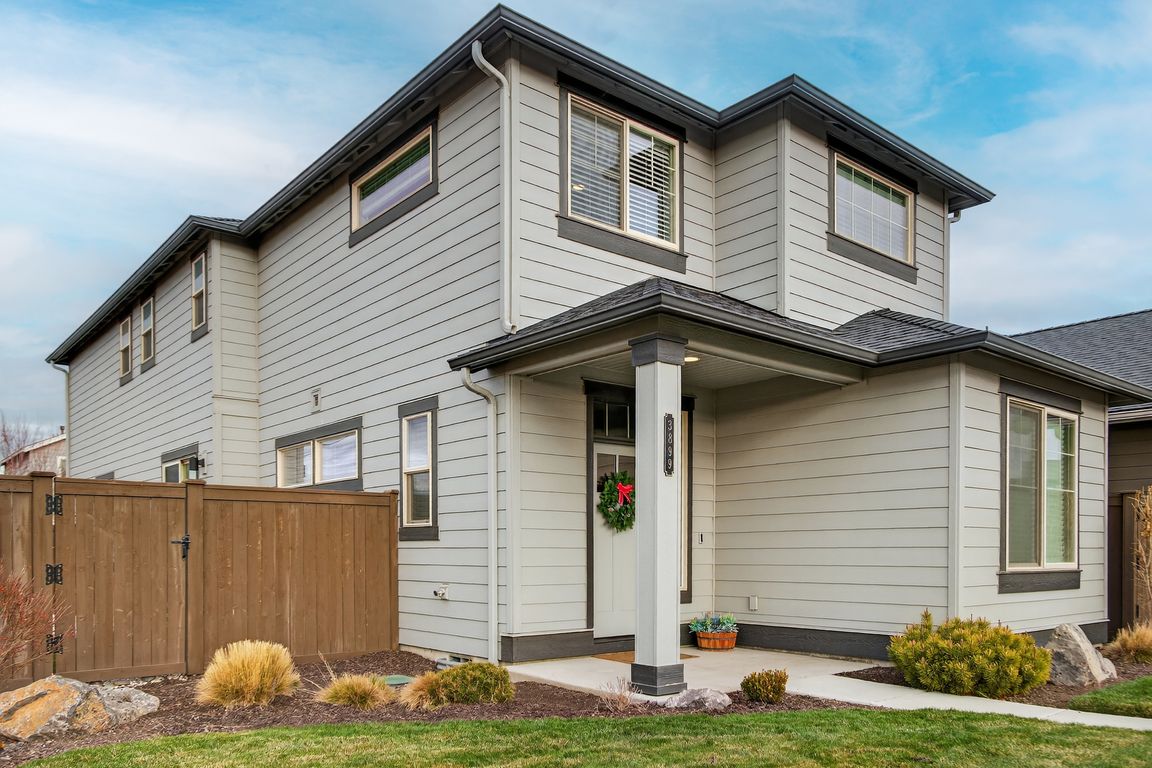 next background image