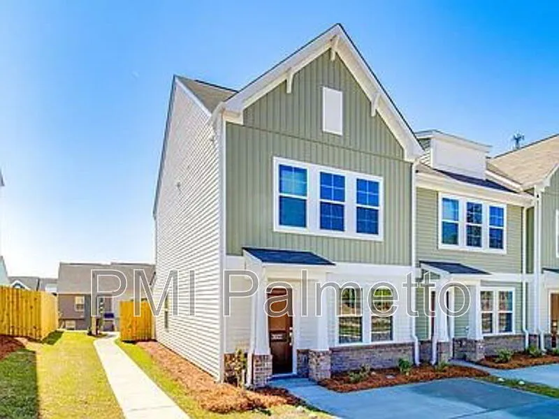 3 bed, 2.5 bath, 1288 sqft, $2,000 — Photo 2