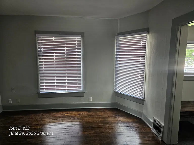 1315 Kinzy St #A — Photo 2