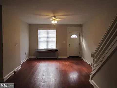 4 bed, 1.5 bath, 1850 sqft, $2,400 — Photo 4