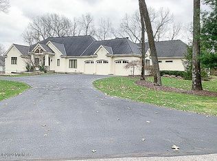 4110 Mystic Oak Ct NE, Grand Rapids, MI 49525