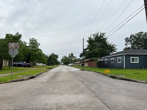 5th image of 2221 Basket St